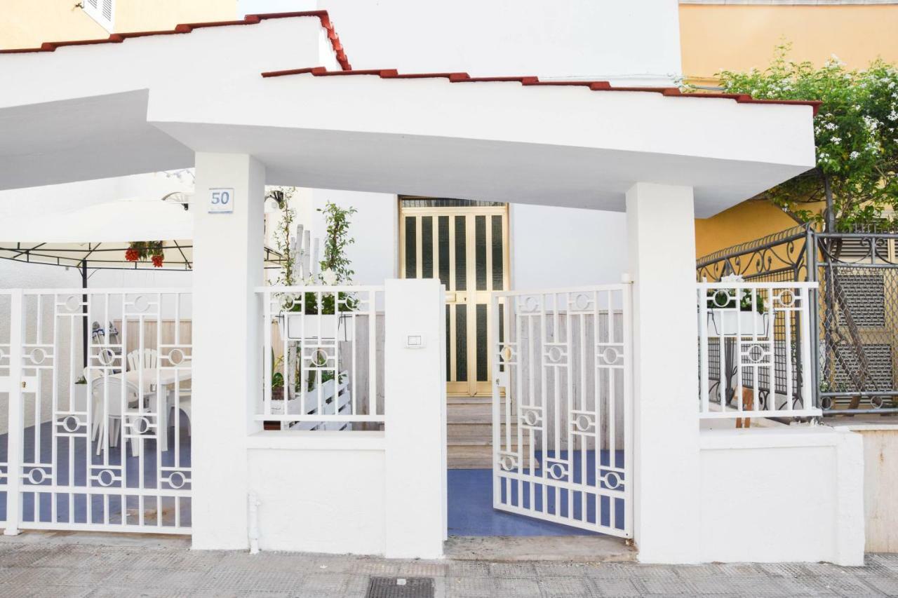 Villa La Dimora Al Mare Monopoli Exterior foto